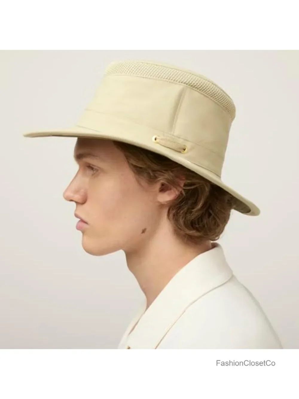 Ultralight Sun Hat UPF 50+ Water-Resistant Breathable Buoyant with Hidden Pocket